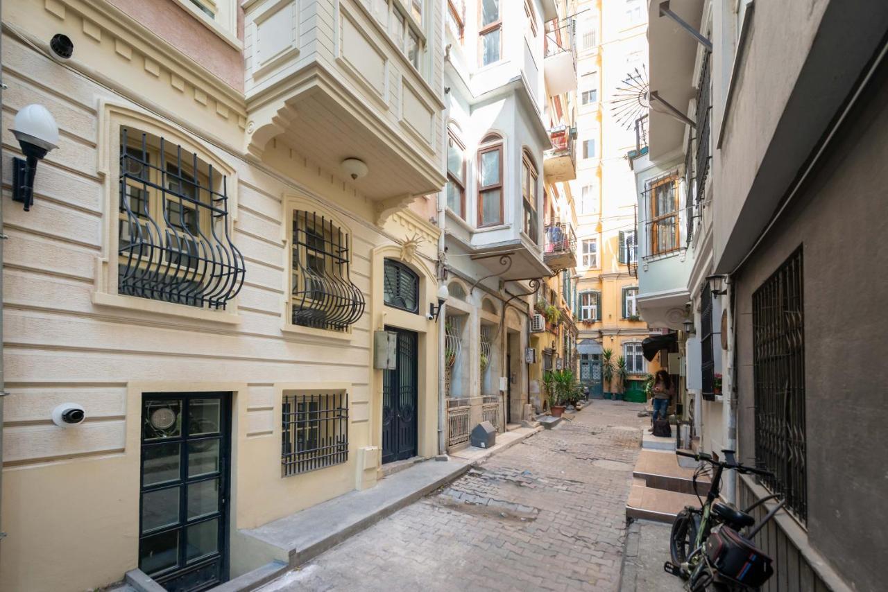 Mayer Liberty Apartments Istanbul Exterior photo
